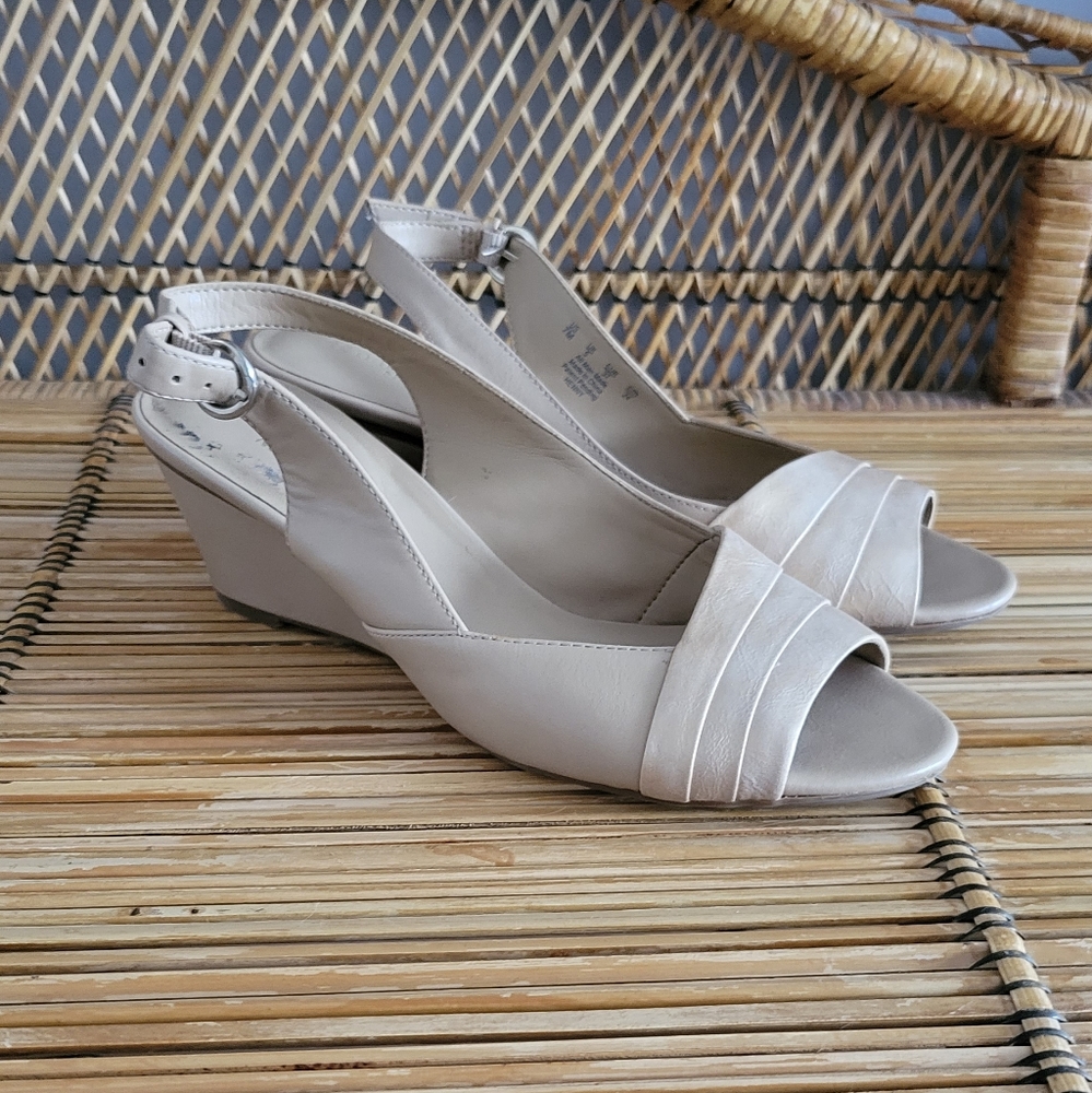 Naturalizer N5 Comfort Wedge Heels Champagne Glittery